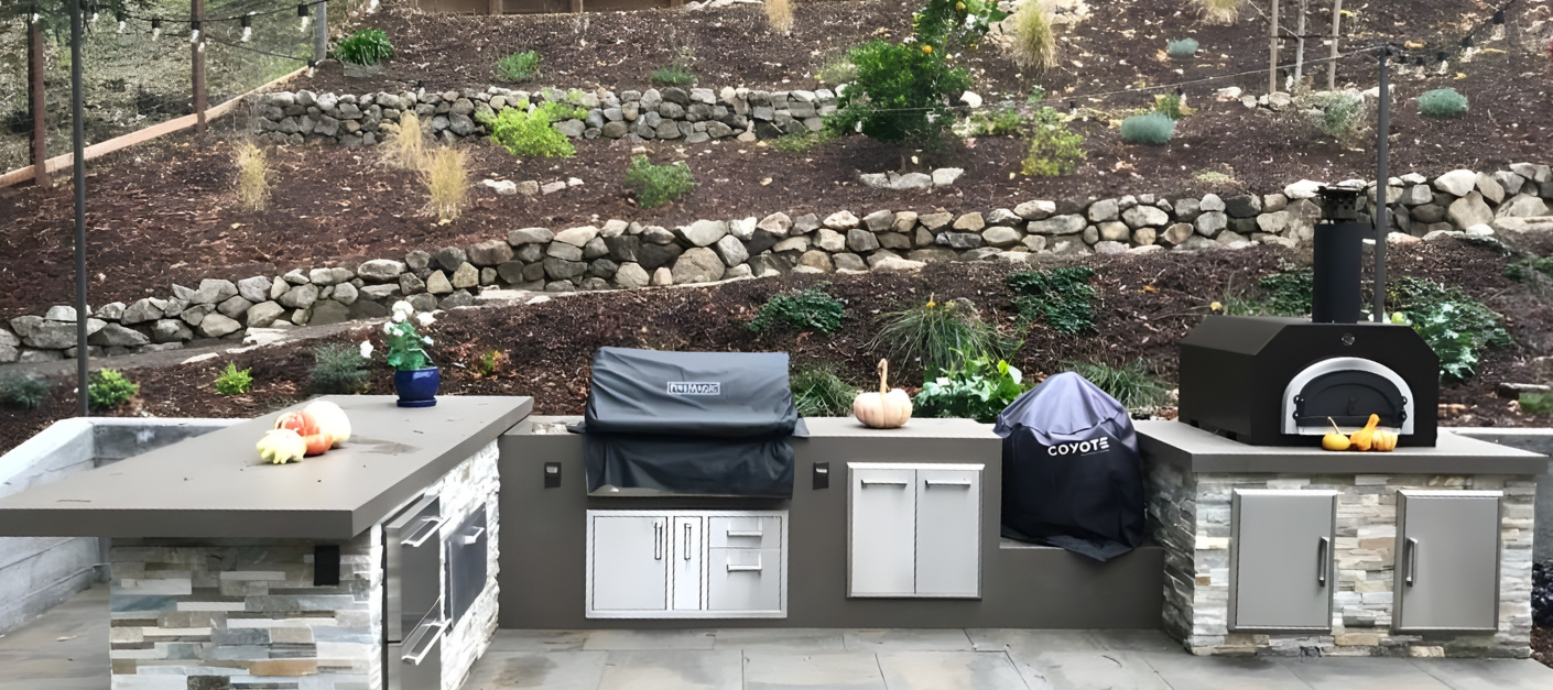 Fireplaces & Outdoors